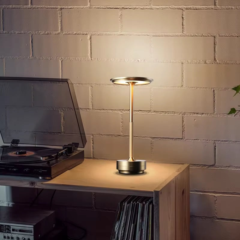 Rechargeable Table Lamp Creative Dining Touch Led Hotel Bar Coffee Pina Pro Table Lamp Lampada Da Tavolo Decorative Desk Lamp